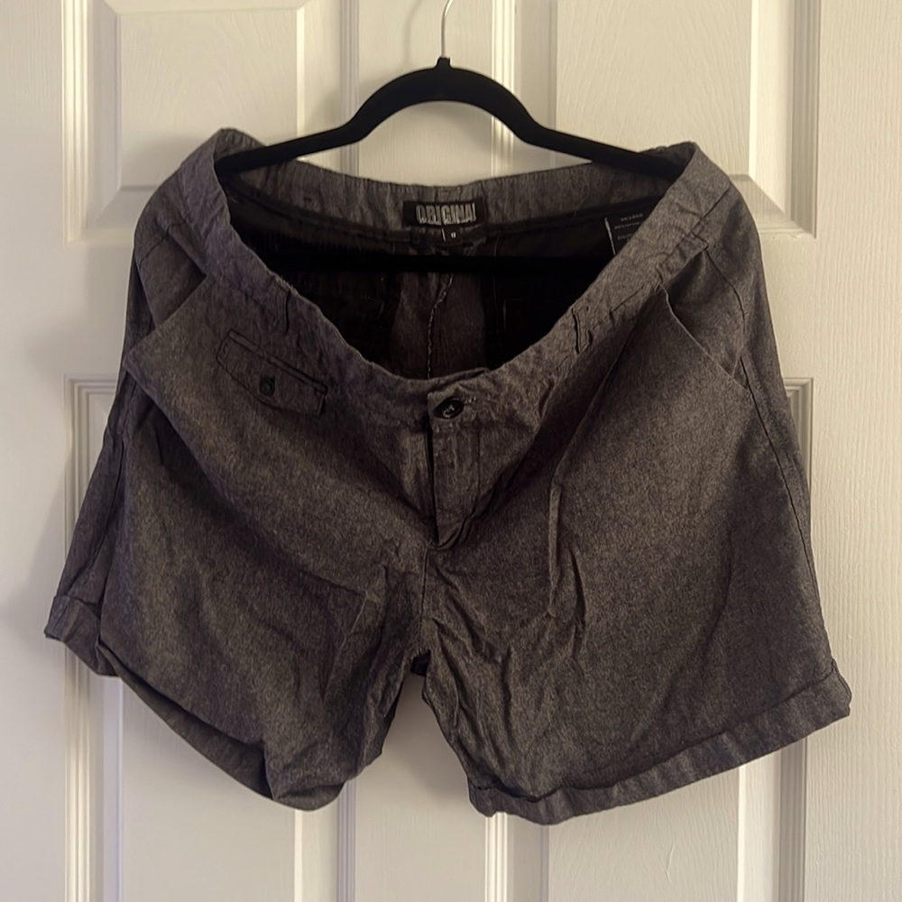 Light cotton shorts